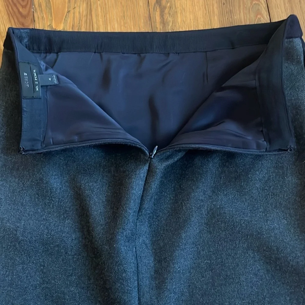 J.Crew No.2 Pencil Navy Gray Wool Skirt‎ Size 4 100% Wool